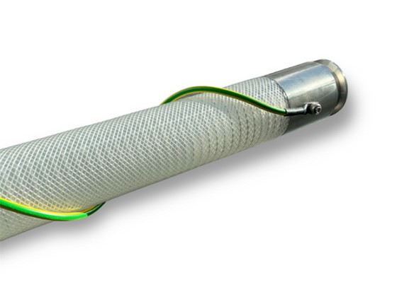 Discover our grounded hose, designed to prevent static electricity in industrial environments. Ideal for safe and reliable applications.