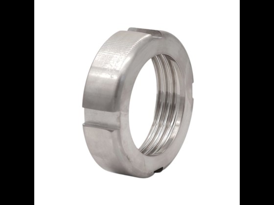 DS nut in stainless steel, designed for clamp fittings and supplied with nut. Durable and hygienic solution for industrial use. Order here!