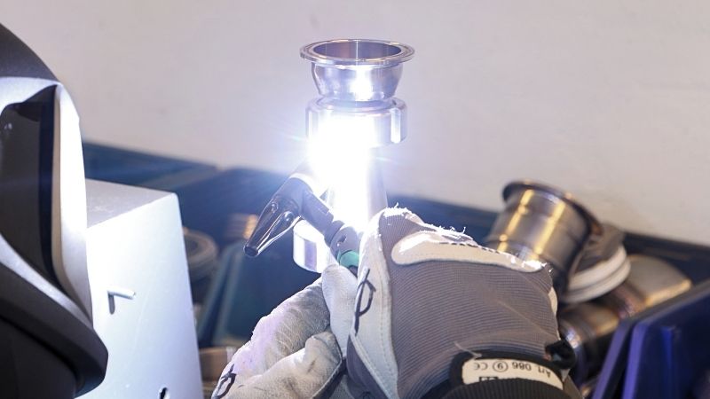 welding in the assembly workshop