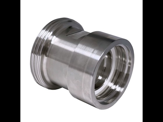 Our stainless steel IBC adapter from SAV sleeve to DN nipple is made of AISI 316 steel. For special fittings in uncompromising industrial quality. Order quickly and easily!