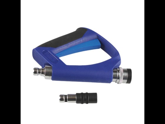 Ergonomic hot water gun with 1/2” thread. Low weight and thermal protection. Withstands 10 bar and 80°C. Perfect for long-term use. Order online in our webshop!