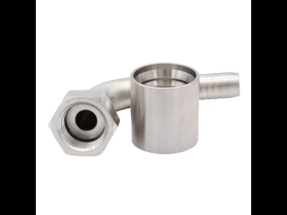 Alfotech's stainless 90° bend with BSP nut is of high quality and suitable for chemical tasks as well as media with high temperature requirements. Order here.