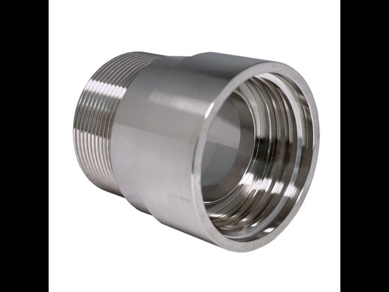 Our stainless steel IBC adapter from SAV to BSP is made of AISI 316. Designed for special fittings with top industrial quality. Order quickly and easily