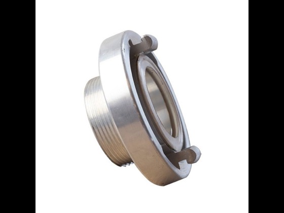 Wear-resistant Storz coupling made of stainless steel AISI 316, with fixed external BSP thread. Used for tankers. Find robust Storz couplings here.