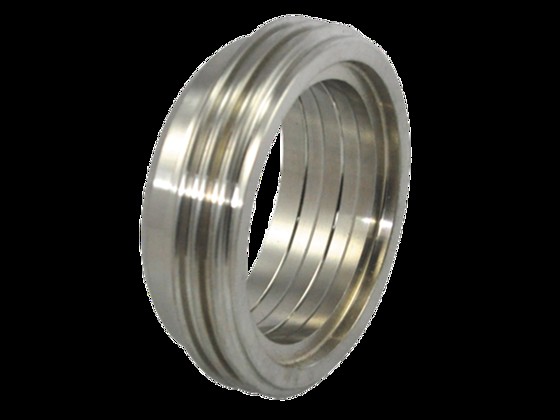 Our SMS male, expansion, ISO 2037 is made of stainless steel AISI 304 and is designed with grooves for deep rolling on stainless steel dairy pipes. Order here.