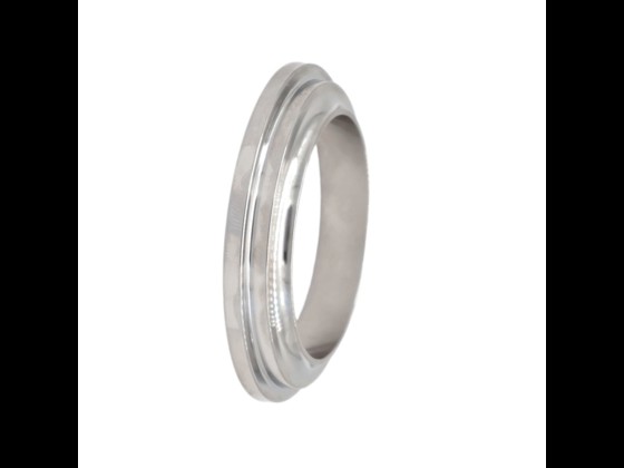 DS liner with internal surface roughness R 0.8 µ and batch number. Designed with collar for welding on dairy pipes. Buy online!