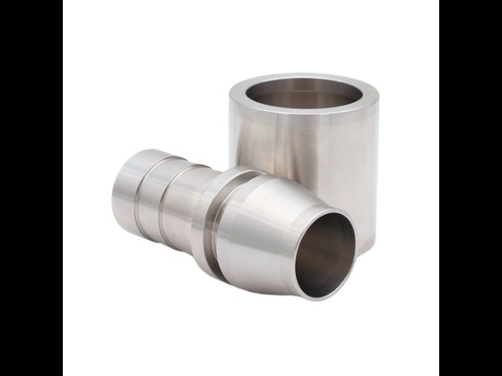 Alfotech's DIN weld end is made of high quality stainless steel and is suitable for chemical tasks as well as media with high temperature requirements.